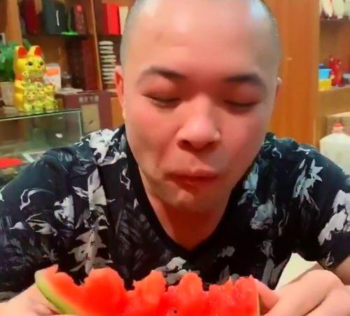 吃瓜大哥哥,网络红人的崛起与影响力