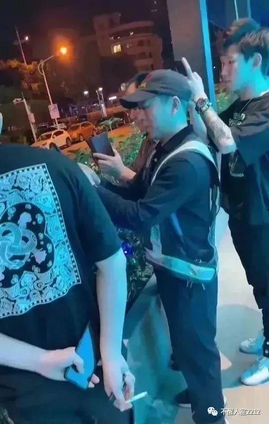 学生恶心吃瓜事件,学生恶心吃瓜事件的背后真相