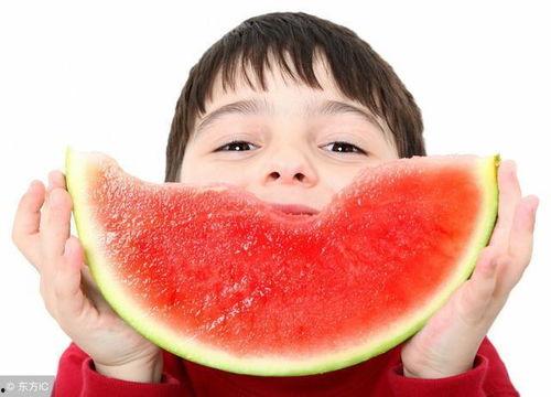 夏日吃瓜搞怪风格写真,搞怪写真大放送！