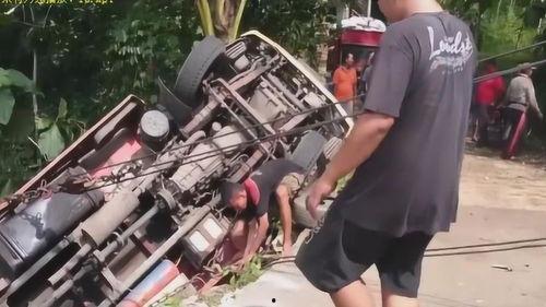 周围吃瓜群众视频真实,吃瓜群众视频记录下的真实瞬间