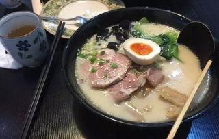 拉面馆吃瓜,拉面馆里的欢乐时光